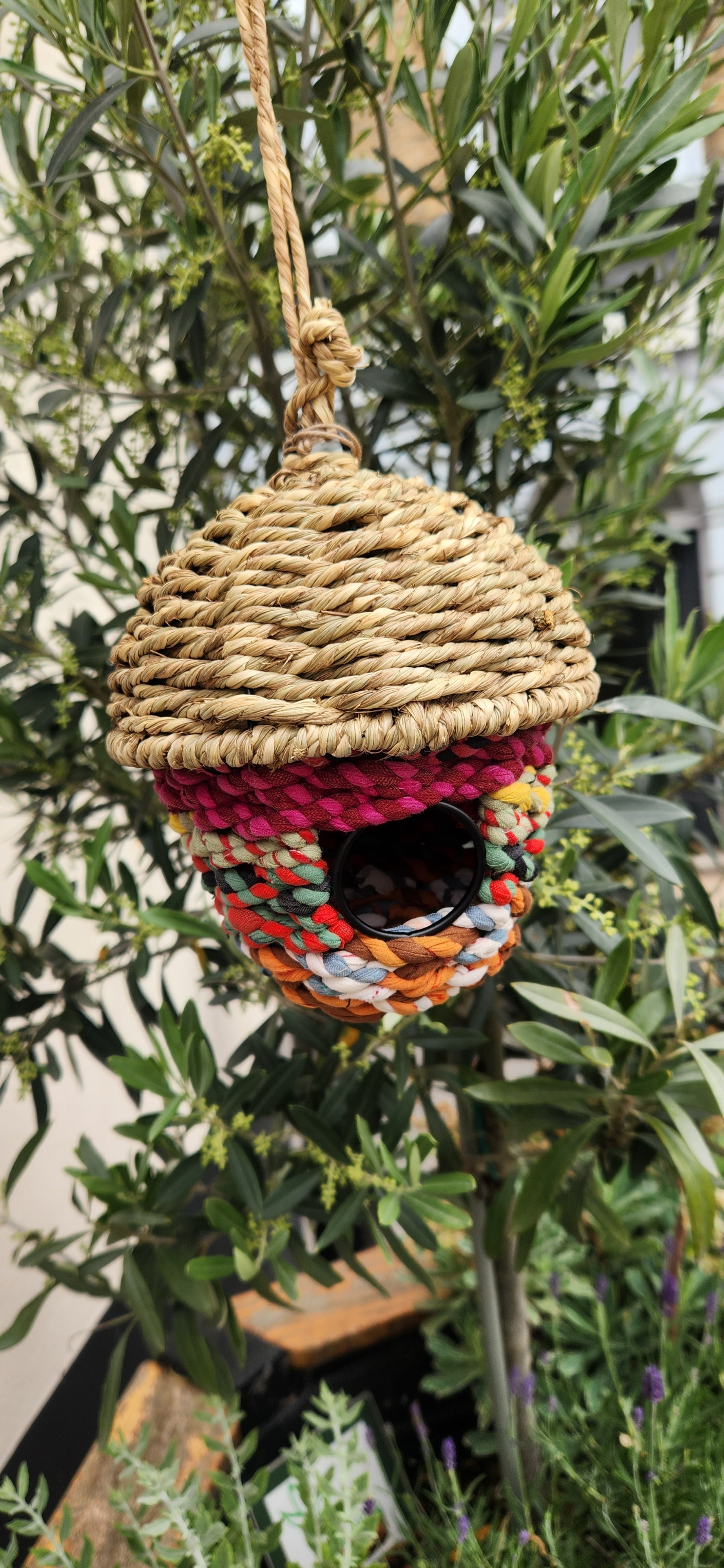 Acorn Hanging Bird House – Recycled Sari & Natural Grass
